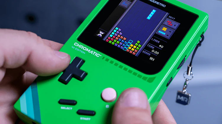 ModRetro Chromatic グリーン TETRISバンドルバージョン【限定モデル】【2個以上まとめ買い送料無料対象商品】