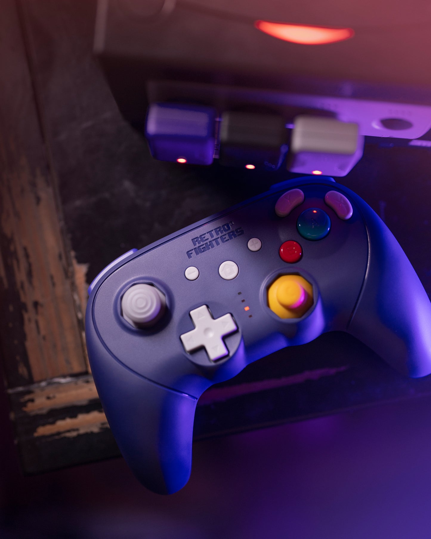 RETRO FIGHTERS BattlerGC Pro ワイヤレスコントローラー|Nintendo GameCube®・Switch®・Wii®・PC対応|デュアルワイヤレス(2.4GHz & Bluetooth)|ホールエフェクトスティック & Kailh®スイッチ搭載|パープル