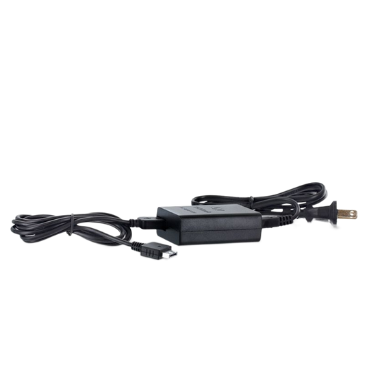 Tomee PS Vita® 充電用ACアダプター – 高品質＆耐久性設計